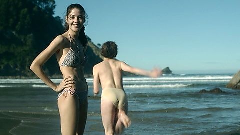 Pic: Mireia Oriol in The Girl in the Mirror (2022)