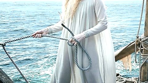 Pic: Morfydd Clark in The Lord of the Rings: The Rings of Power (2022)