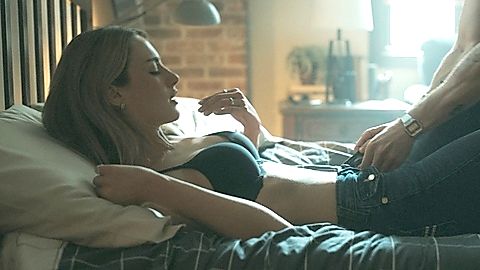 Pic: Grace Van Patten in Tell Me Lies (2022)