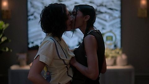Pic: Tara Raani in grown-ish (2018)