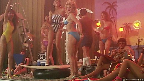 Pic: Lynda Wiesmeier in Real Genius (1985)