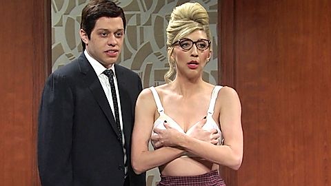 Pic: Heidi Gardner in Saturday Night Live (1975)