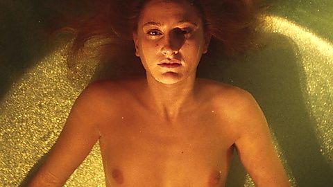 Pic: Lola Créton in Black Butterflies (2022)