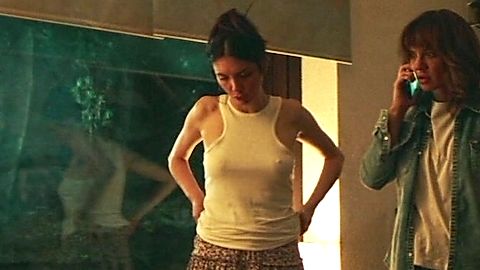 Pic: Ilenia Pastorelli in Dark Glasses (2022)