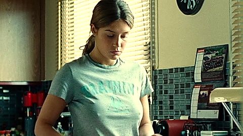 Pic: Adèle Exarchopoulos in The Five Devils (2022)