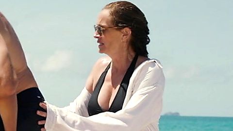 Pic: Julia Roberts in Ticket to Paradise (2022)