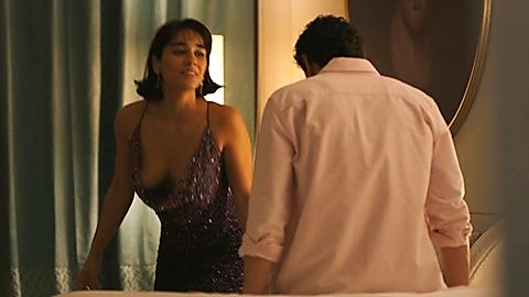 Pic: Simona Tabasco in The White Lotus (2021)