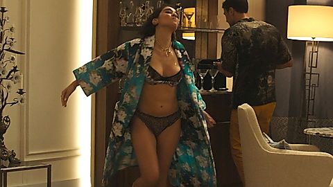 Pic: Simona Tabasco in The White Lotus (2021)
