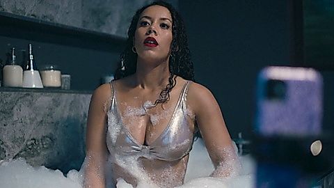 Pic: Nicôle Lecky in Mood (2022)