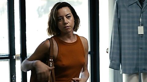 Pic: Aubrey Plaza in Emily the Criminal (2022)