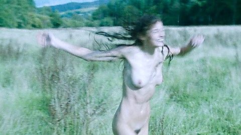 Pic: Emma Corrin in Lady Chatterley's Lover (2022)