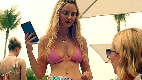 Pic: Katie Baker in The Mosquito Coast (2021)