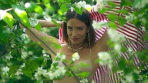 Pic: María Hervás in Alpha Males (2022)