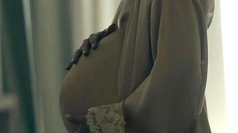 Pic: Emilia Clarke in The Pod Generation (2023)