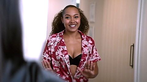 Pic: Parker McKenna Posey in The Assistant (2023)