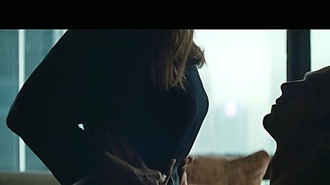 Pic: Julianne Moore in Sharper (2023)