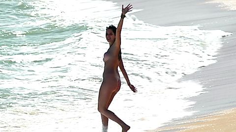 Pic: Malu Falangola in DOM (2021)