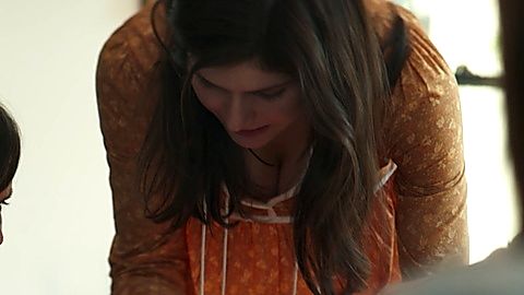 Pic: Alexandra Daddario in Wildflower (2023)