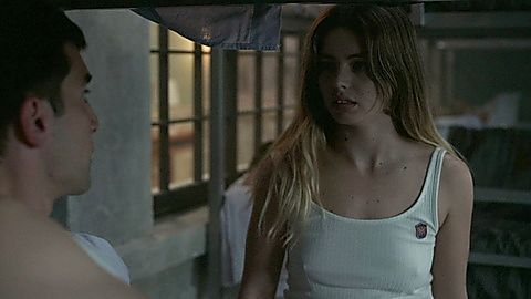 Pic: Lydia Pavón in The Boarding School: Las Cumbres (2021)