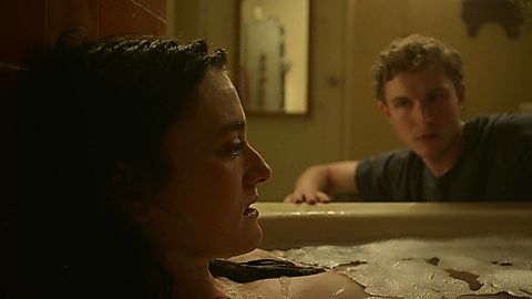 Pic: Sarah Pidgeon in Tiny Beautiful Things (2023)