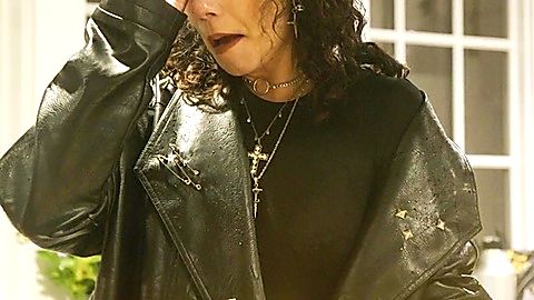 Pic: Vanessa Hudgens in Dead Hot (2023)