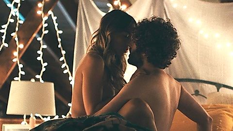 Pic: Chloe Bennet in Dave (2020)