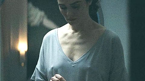 Pic: Rachel Weisz in Dead Ringers (2023)