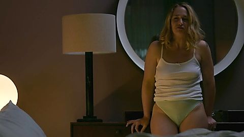 Pic: Jemima Kirke in City on Fire (2023)