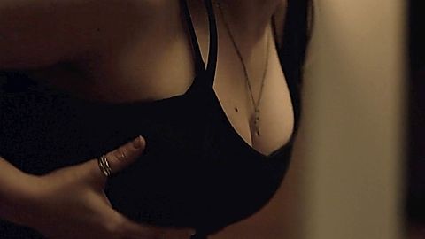 Pic: Marta Vallés in The Invisible Girl (2023)