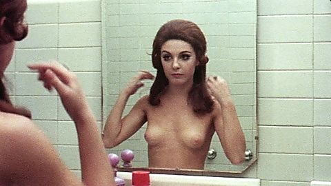 Pic: Mary Trovar in The Horrible Sexy Vampire (1971)