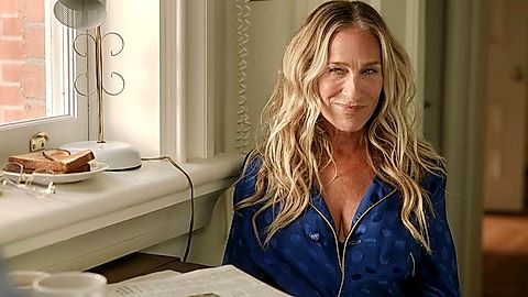 Pic: Sarah Jessica Parker in And Just Like That… (2021)
