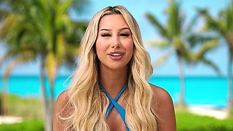 Pic: Yazmin Marziali in Too Hot to Handle (2020)