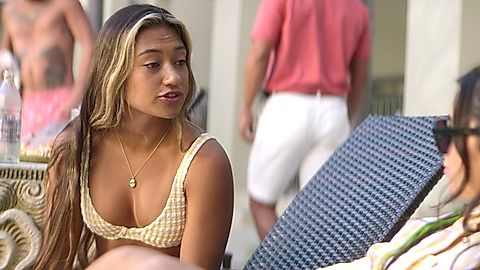 Pic: Lilliana Bowrey in Surviving Summer (2022)