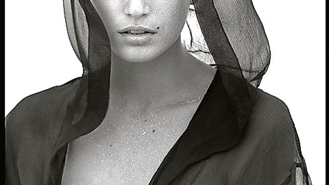 Pic: Cindy Crawford in The Super Models (2023)