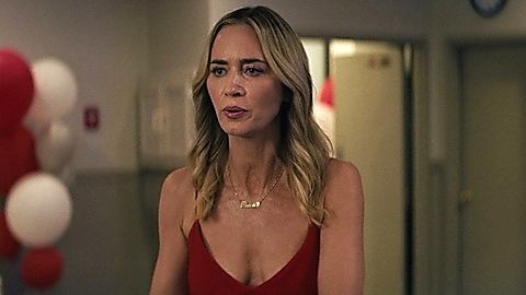 Pic: Emily Blunt in Pain Hustlers (2023)