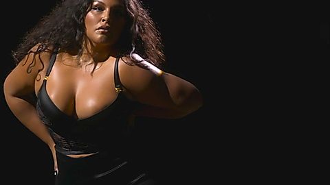 Pic: Paloma Elsesser in Victoria's Secret: The Tour '23 (2023)
