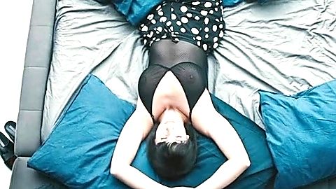 Pic: Aleksandra Popławska in The End (2021)
