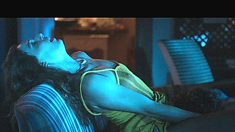 Pic: Isis Valverde in Angela (2023)