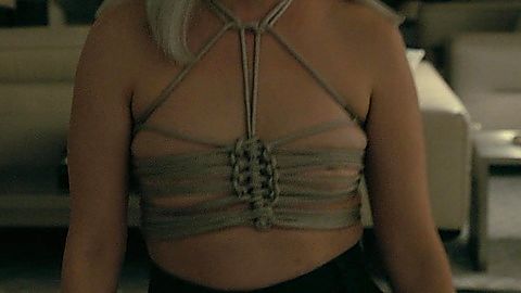 Pic: Kate Siegel in The Fall of the House of Usher (2023)