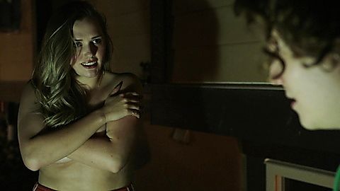 Pic: Karis Cameron in Creepshow (2019)