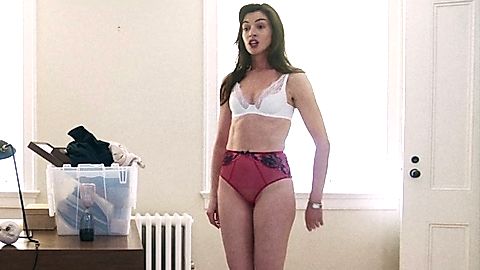 Pic: Anne Hathaway in She Came to Me (2023)