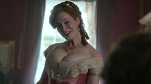 Pic: Christina Hendricks in The Buccaneers (2023)