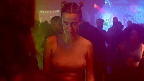 Pic: Zoé Marchal in All-Time High (2023)
