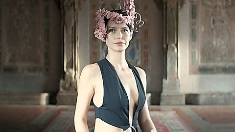 Pic: Beren Saat in Last Call for Istanbul (2023)