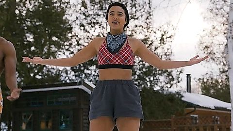 Pic: Sydney Kuhne in SkyMed (2022)