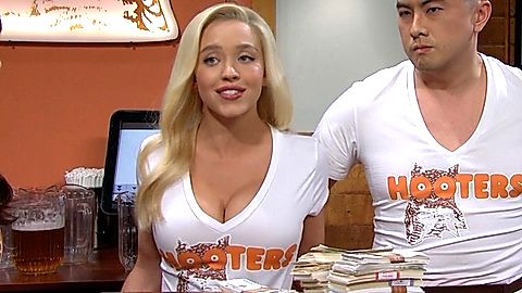 Pic: Sydney Sweeney in Saturday Night Live (1975)