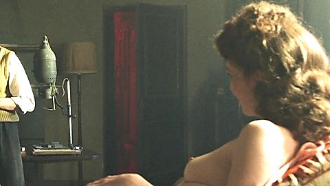 Pic: Ellie Sager in We Were the Lucky Ones (2024)