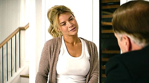 Pic: Sarah Jones in A Man in Full (2024)