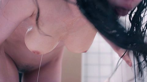 Pic: Margaret Qualley in The Substance (2024)