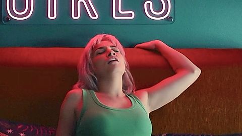 Pic: Chelsea Edge in The Outlaws (2021)